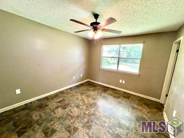 5319 Wexford Drive Baton Rouge, LA 70814 - Photo 7 of 13 Primary bedroom