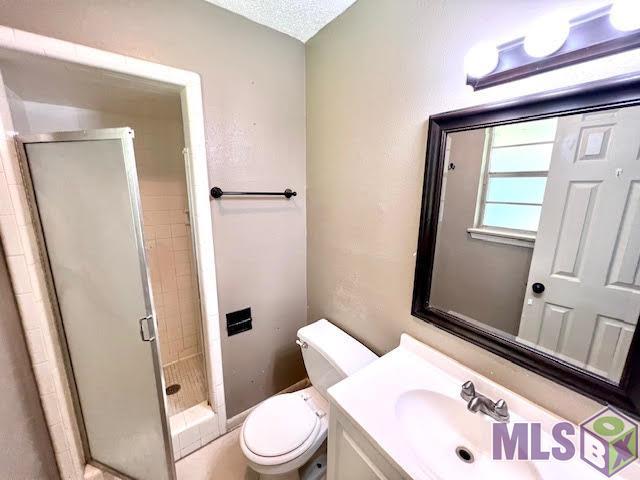 5319 Wexford Drive Baton Rouge, LA 70814 - Photo 8 of 13 Primary bathroom