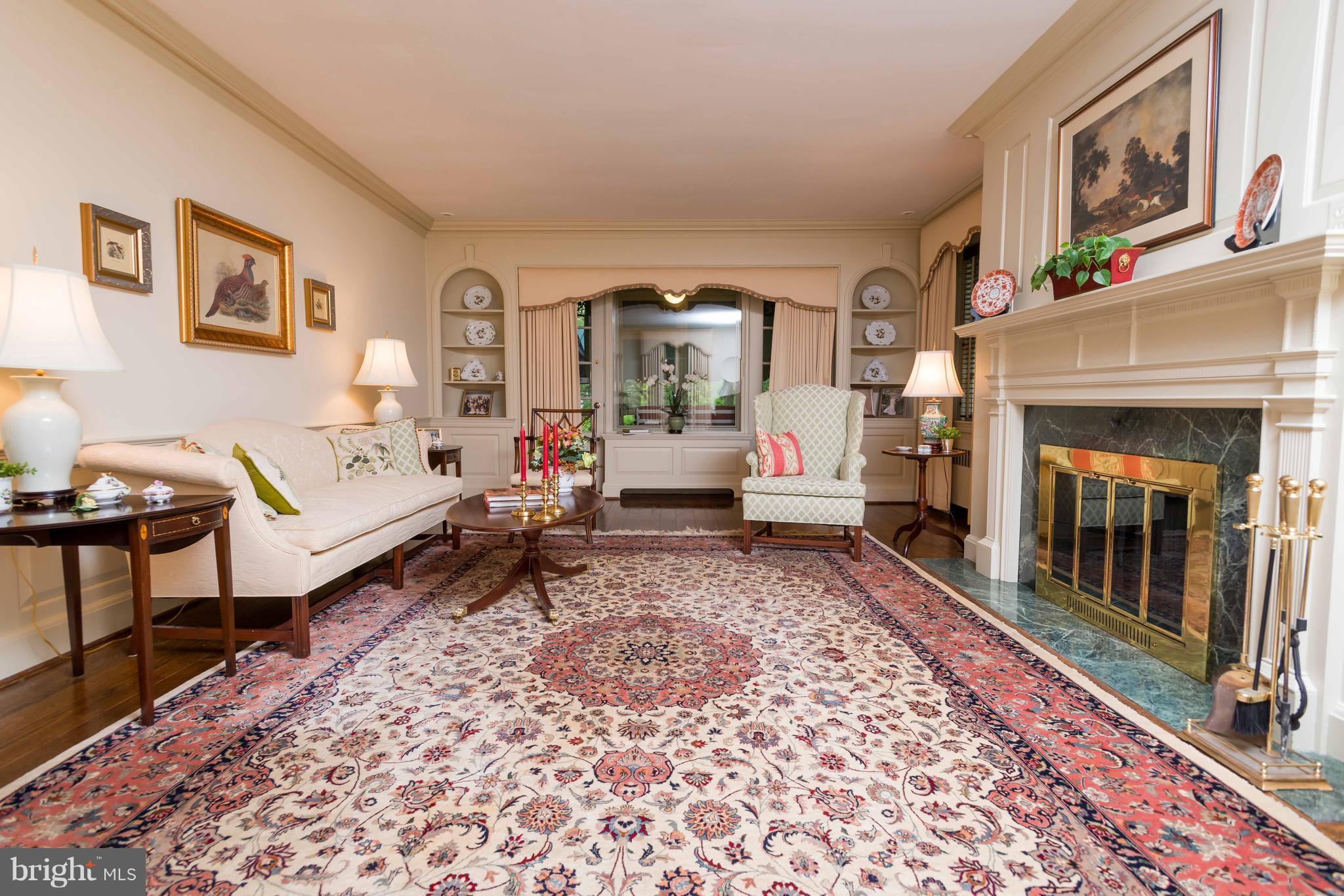 105 Witherspoon Road Baltimore, MD 21212 - Photo 3 of 30 Living Room