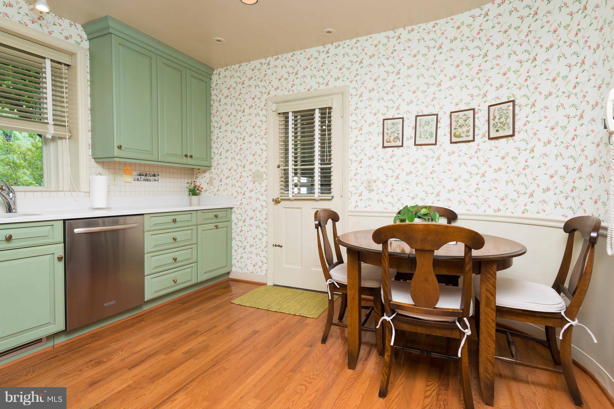 105 Witherspoon Road Baltimore, MD 21212 - Photo 9 of 30 Kitchen