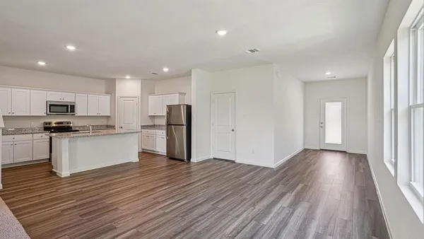 $3,000 | 6076 Mojave Drive, Forney, TX 75126