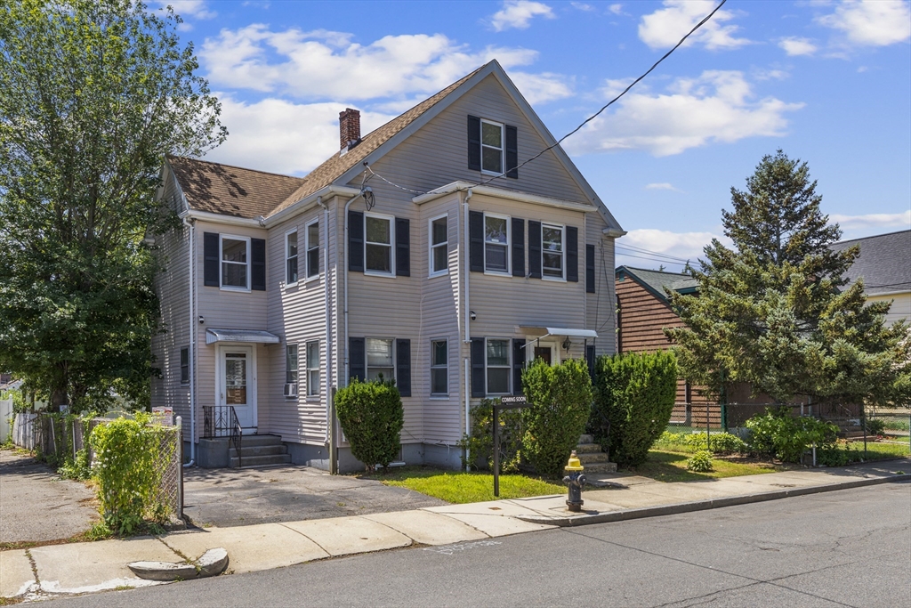 52 Chesterfield Street Boston, MA 02136 - Photo 1 of 23