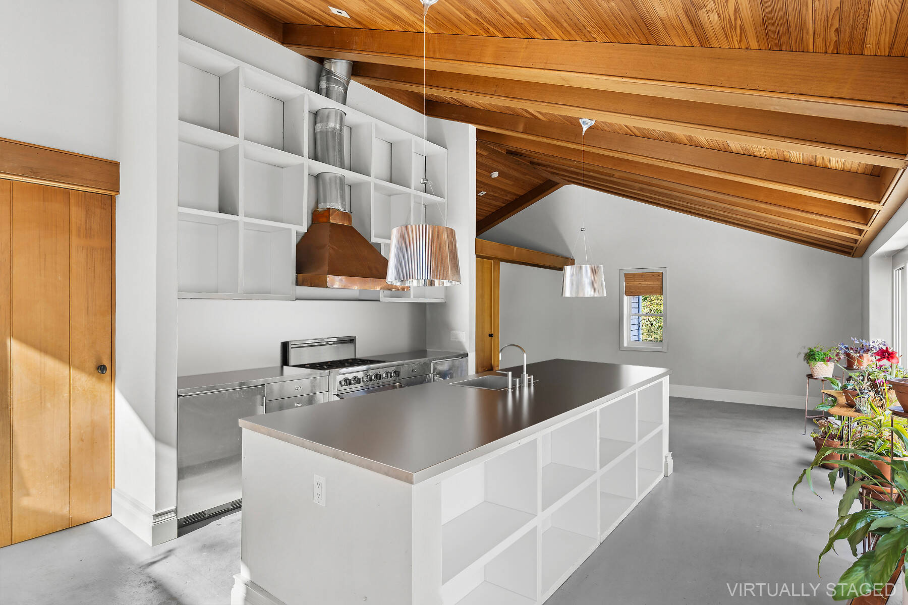 4430 Noyack Road Sag Harbor, NY 11963 - Photo 11 of 44 Gallery Image 11