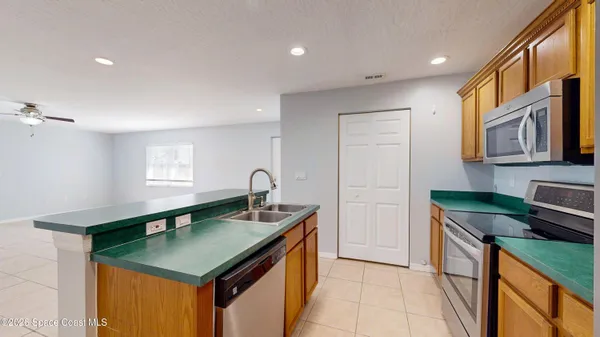 $2,500 | 234 Johnson Avenue, Cape Canaveral, FL 32920