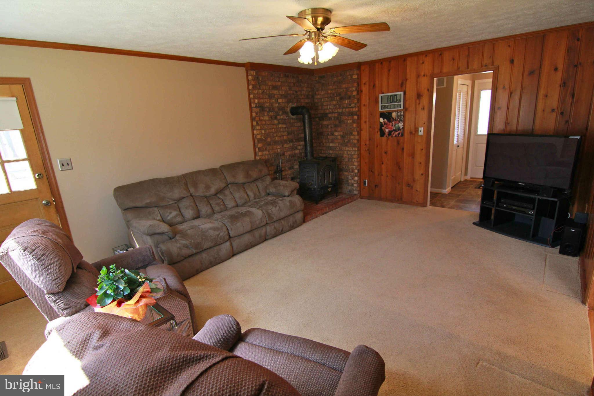 41357 Red Hill Road Leesburg, VA 20175 - Photo 27 of 27 Family Room