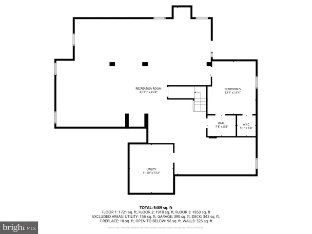 a picture of a bathroom