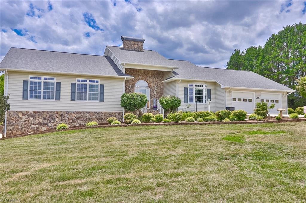 2726 Cedar Forest Road Ronda, NC 28670 - Photo 8 of 50