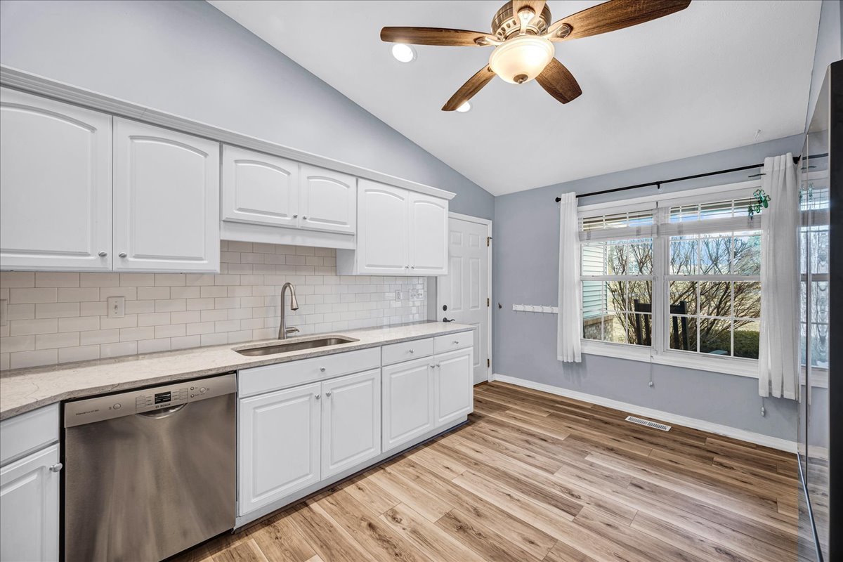 103 Comet Lane Heyworth, IL 61745 - Photo 18 of 53