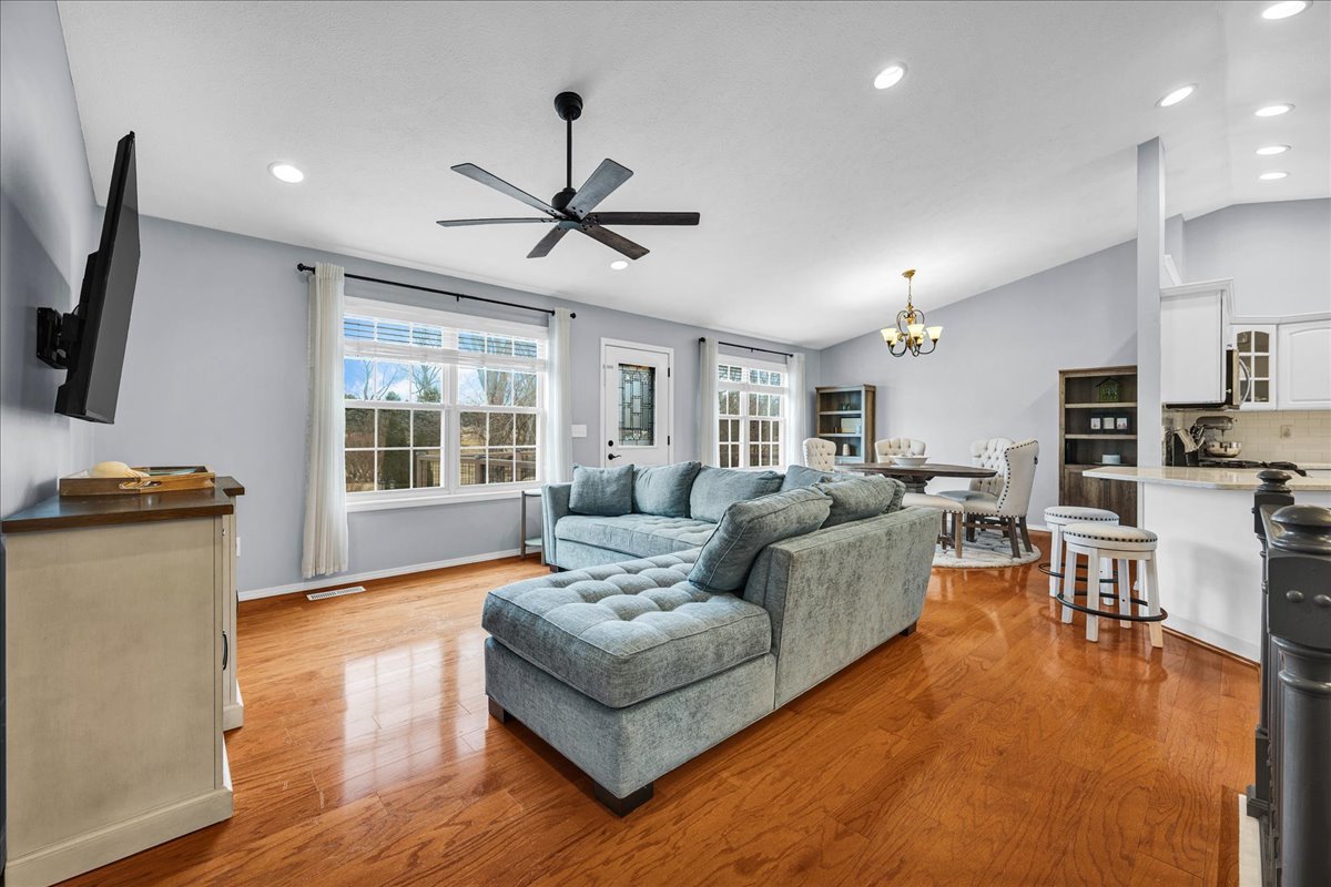 103 Comet Lane Heyworth, IL 61745 - Photo 8 of 53