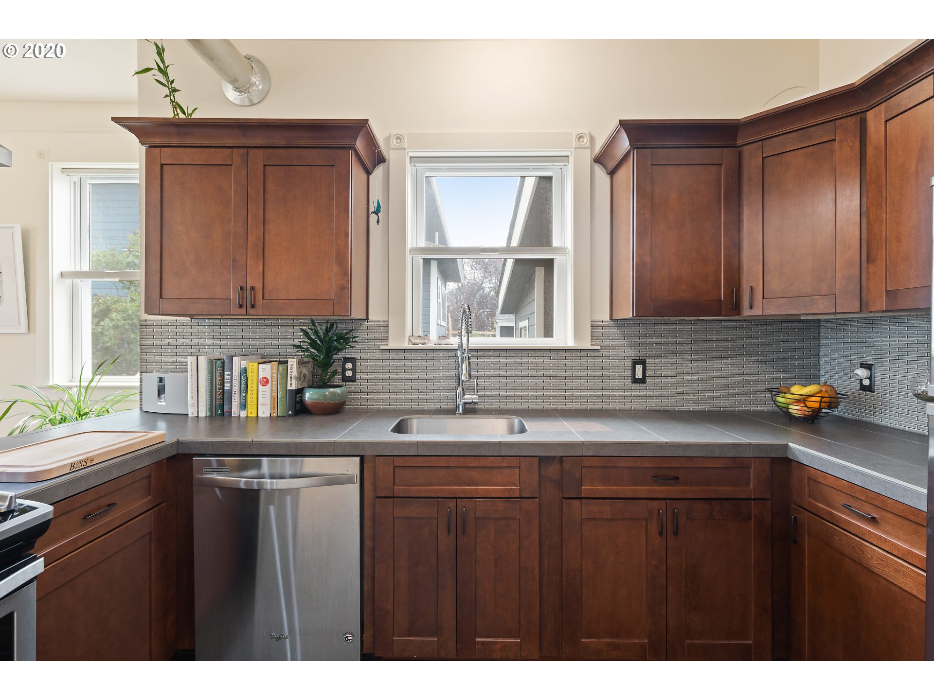 6817 Northeast 7th Avenue, Unit B Portland, OR 97211 - Photo 11 of 30