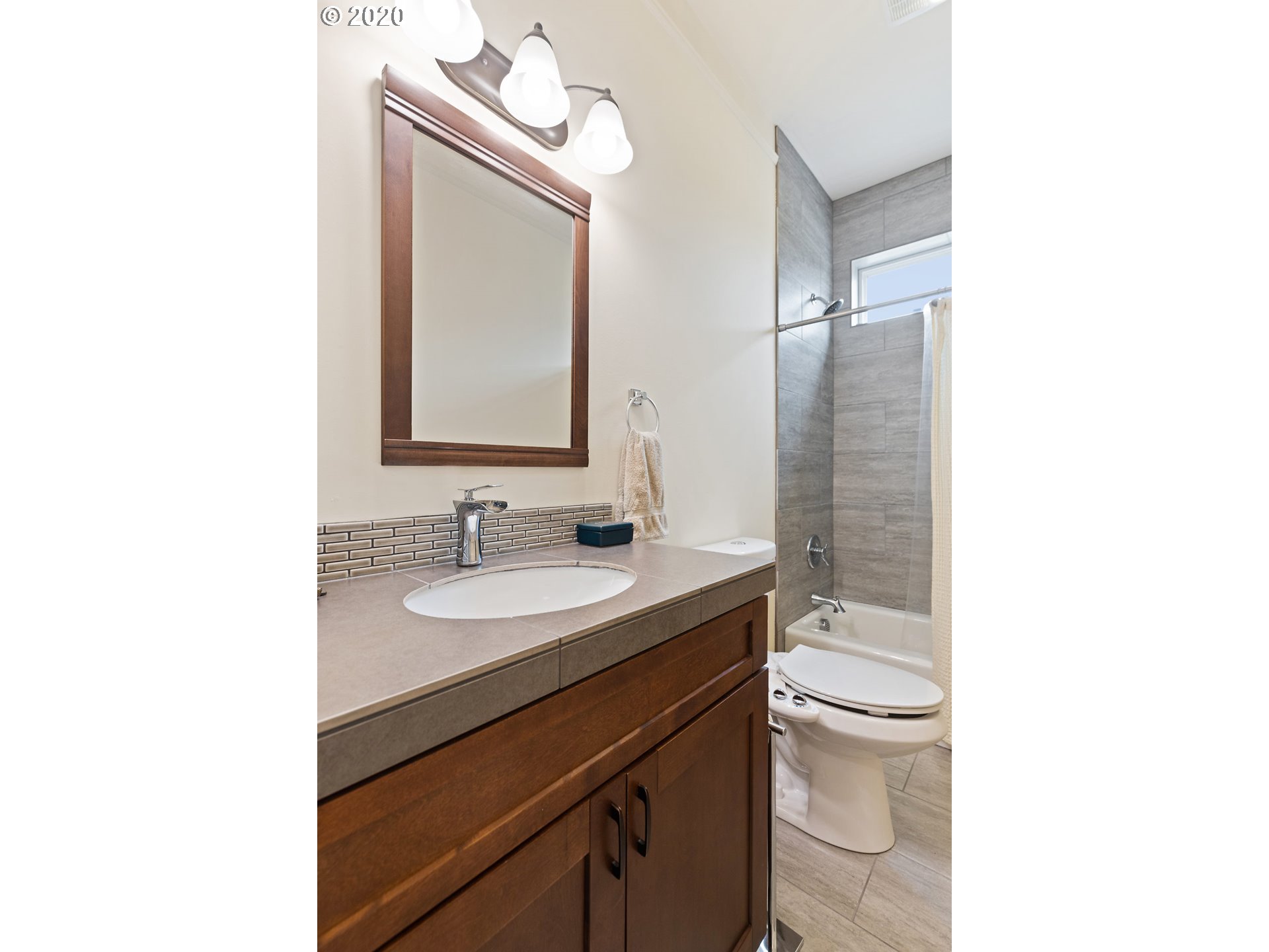 6817 Northeast 7th Avenue, Unit B Portland, OR 97211 - Photo 21 of 30