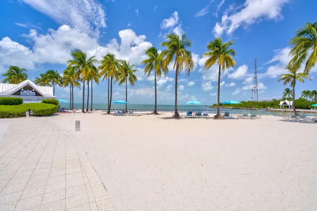 $464,000 | 2600 Overseas Highway, Unit 30, Marathon, FL 33050