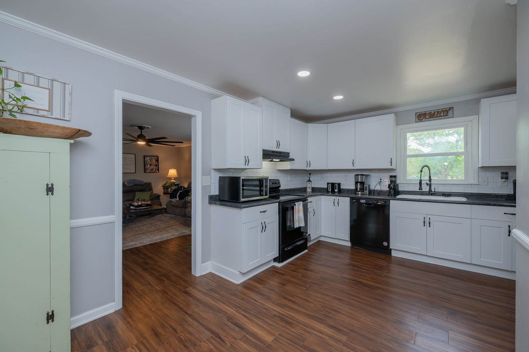 504 Cunningham Road Taylors, SC 29687 - Photo 14 of 35