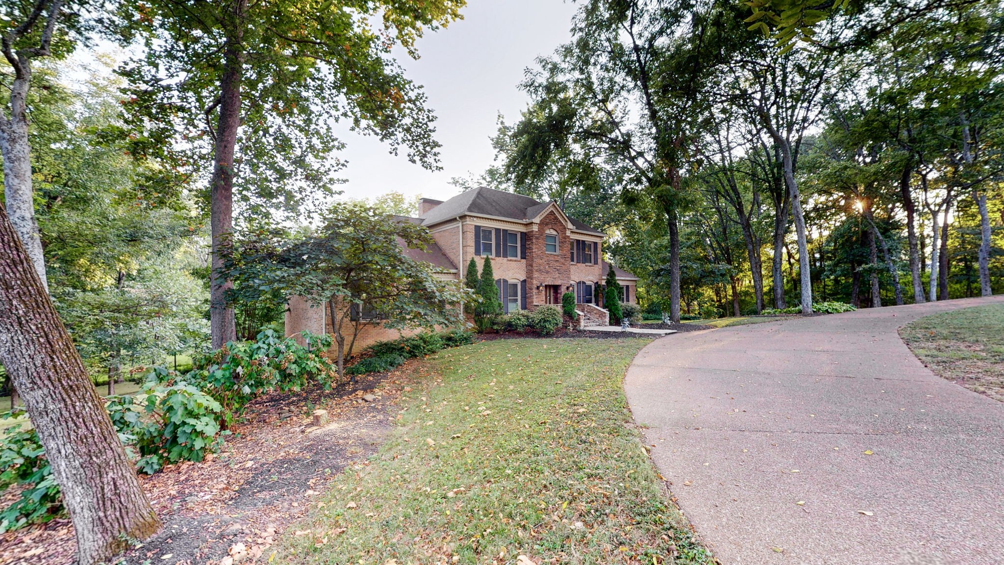 1928 Arlington Road Lebanon, TN 37087 - Photo 80 of 90 a front view of a house with a yard and trees