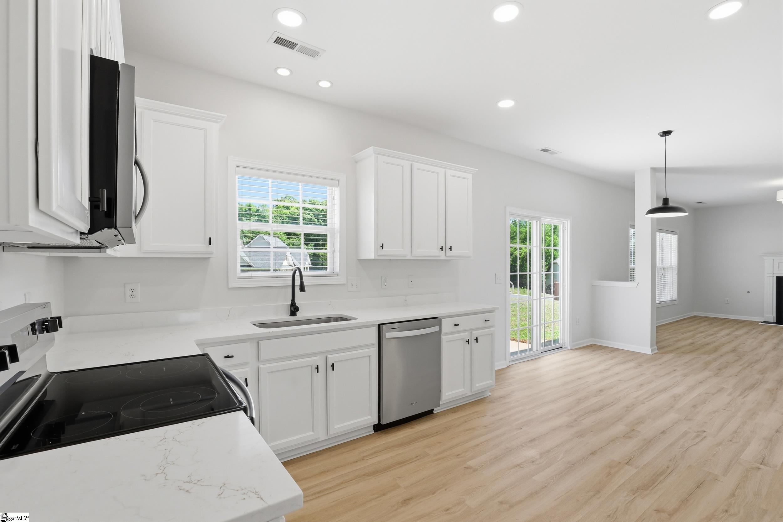 607 Cashmere Court Moore, SC 29369 - Photo 9 of 37