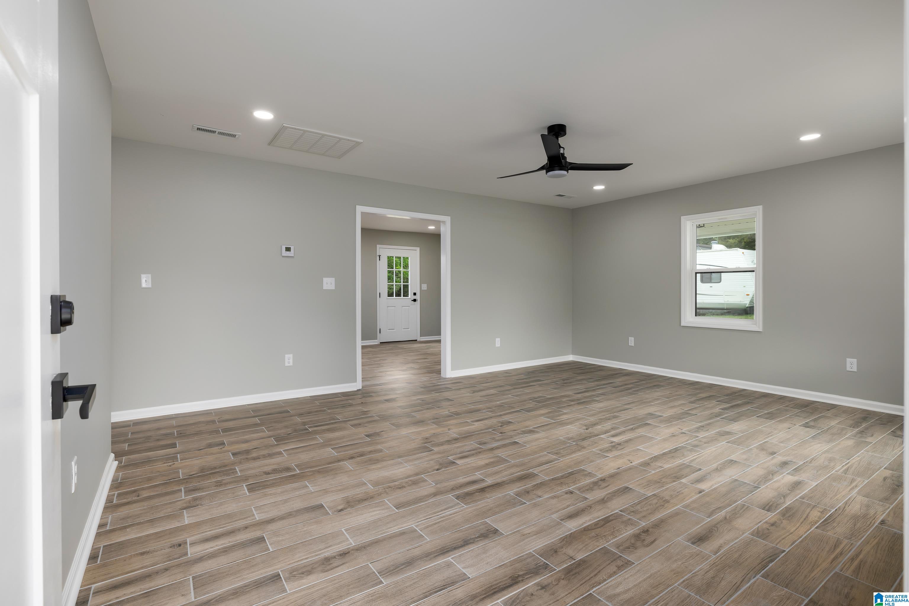 2006 Pine Dale Road Ashville, AL 35953 - Photo 7 of 32