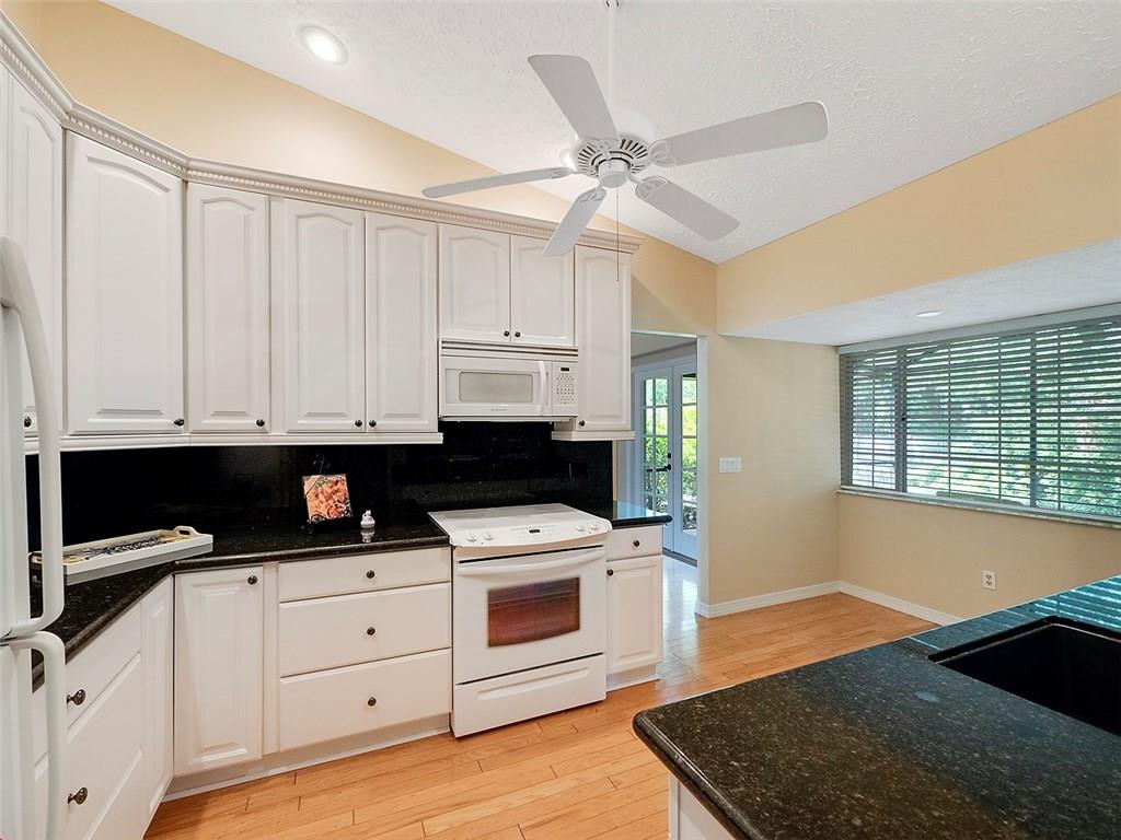 97 South Sewalls Point Road Sewall's Point, FL 34996 - Photo 5 of 22