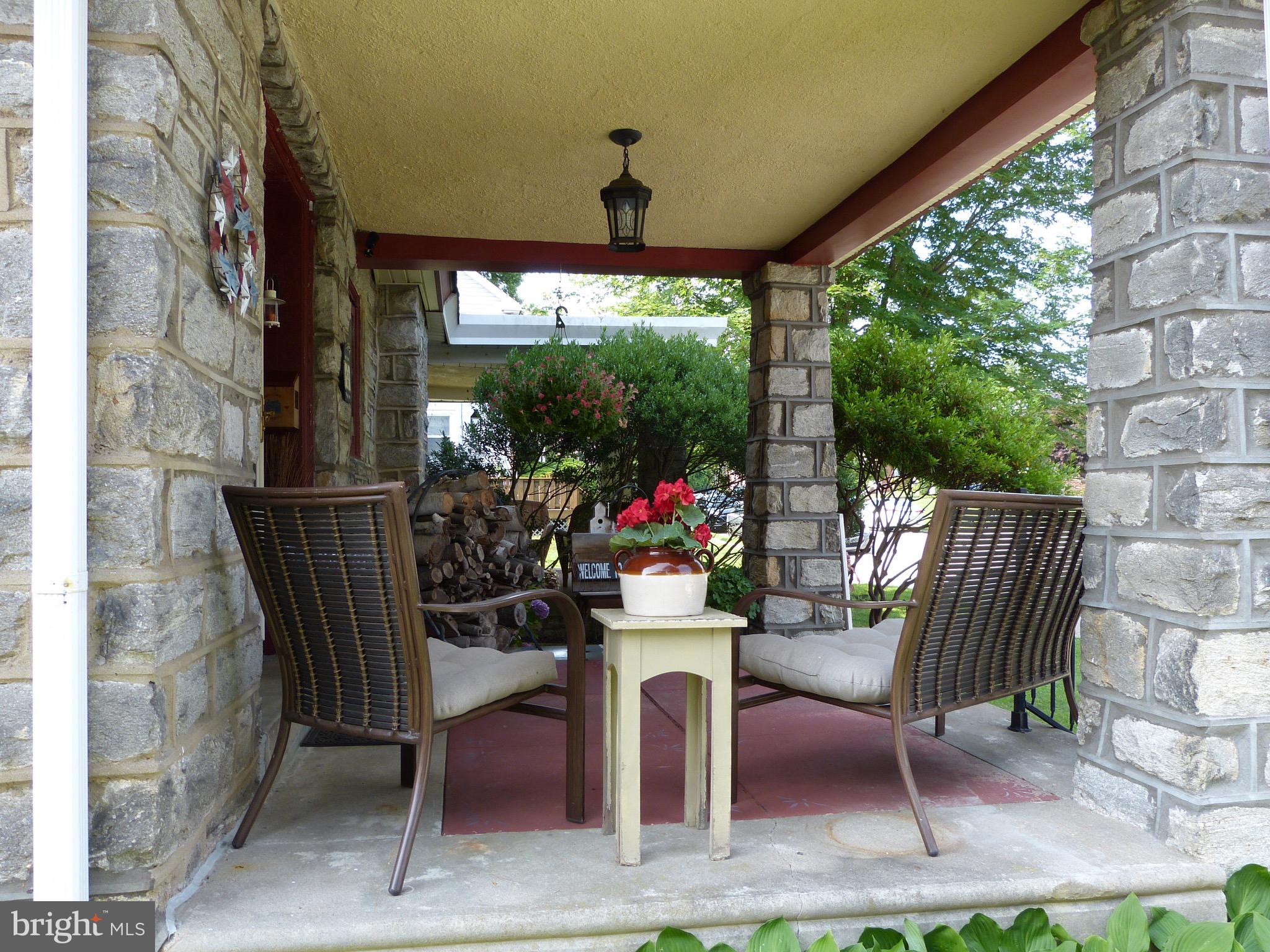 55 North Brookside Road Springfield, PA 19064 - Photo 4 of 48