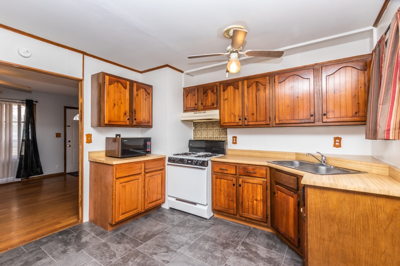 303 Kaskaskia Road Marquette Heights, IL 61554 - Photo 8 of 30 Gallery Image 8