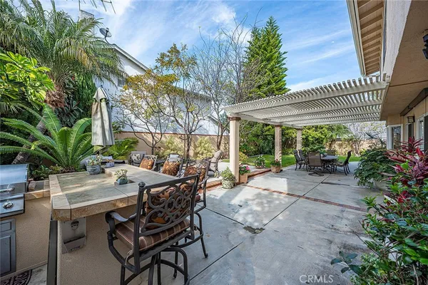 $2,295,000 | 9601 Jura Drive, Huntington Beach, CA 92646