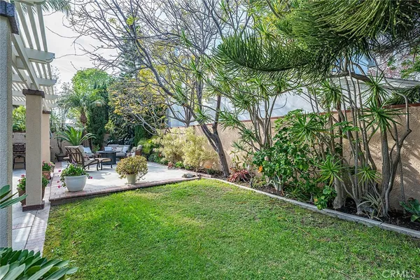 $2,295,000 | 9601 Jura Drive, Huntington Beach, CA 92646