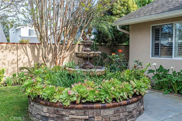 $2,295,000 | 9601 Jura Drive, Huntington Beach, CA 92646