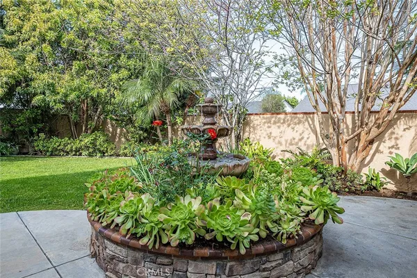$2,295,000 | 9601 Jura Drive, Huntington Beach, CA 92646