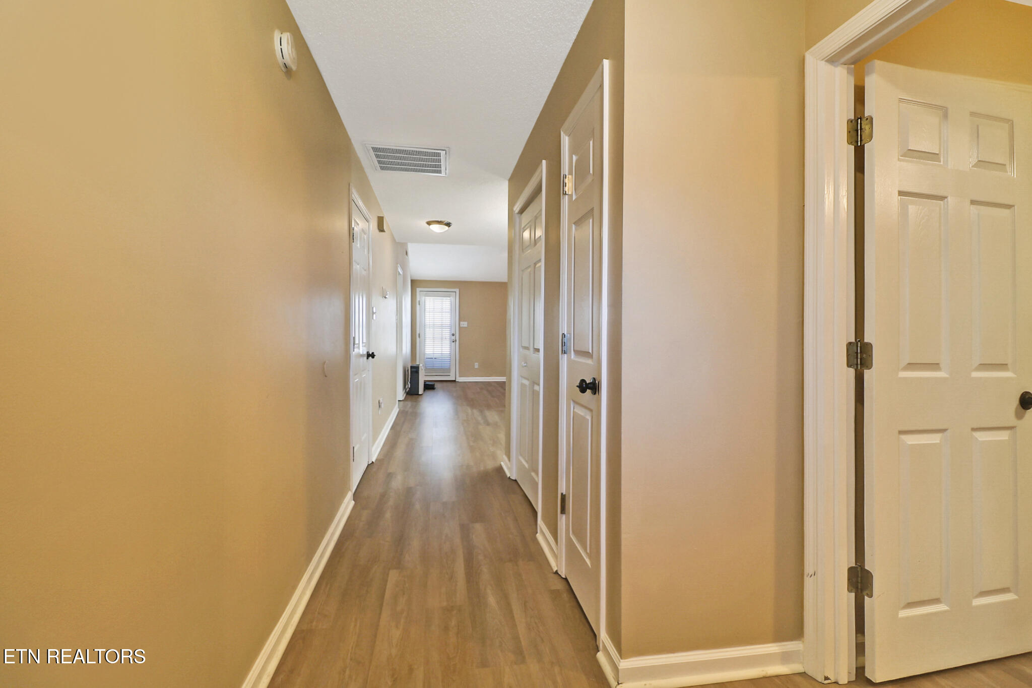 8059 Intervale Way Powell, TN 37849 - Photo 6 of 32 n44a1223-n44a1227