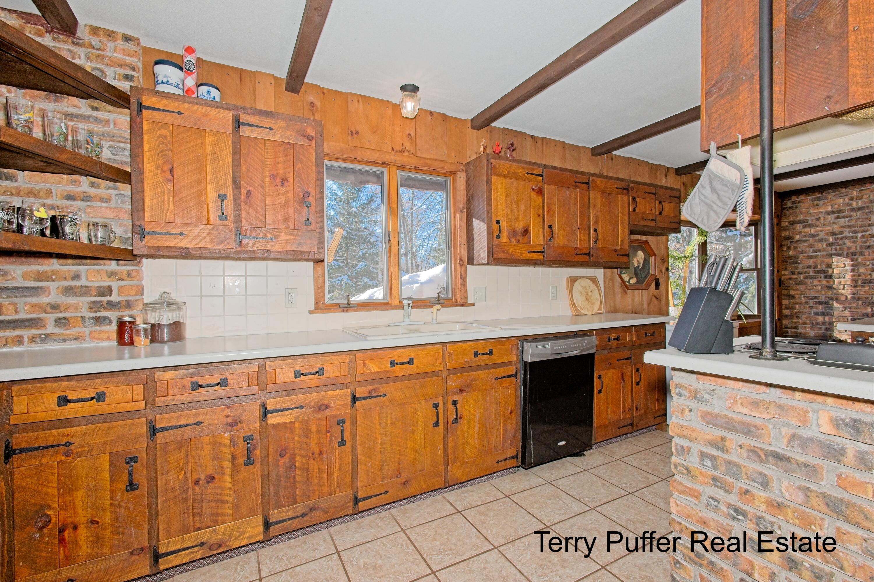 2291 20 Mile Road Northwest Kent City, MI 49330 - Photo 15 of 41 IMG_6499