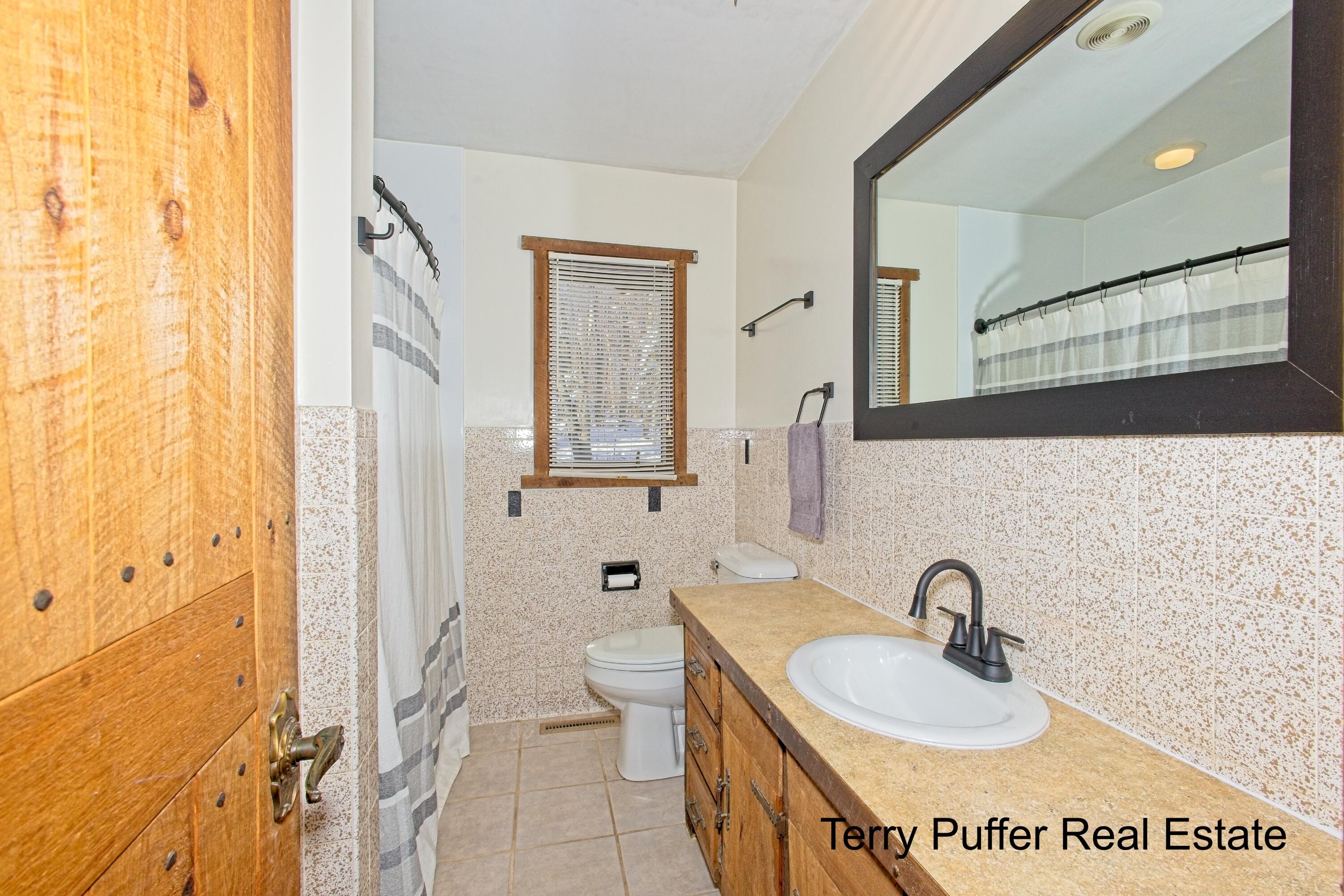 2291 20 Mile Road Northwest Kent City, MI 49330 - Photo 24 of 41 IMG_6403