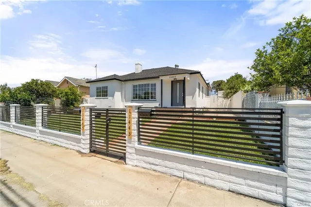 $1,199,000 | 11443-11445 Saticoy Street, North Hollywood, CA 91605