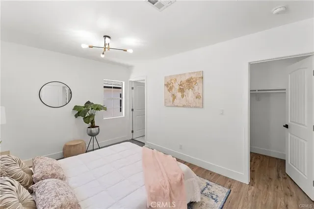 $1,199,000 | 11443-11445 Saticoy Street, North Hollywood, CA 91605