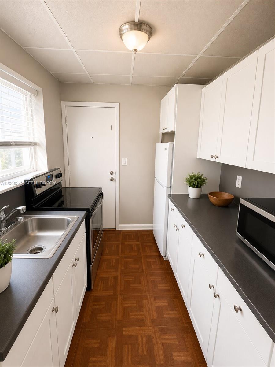 375 Southwest 19th Avenue, Unit 2 Miami, FL 33135 - Photo 5 of 30