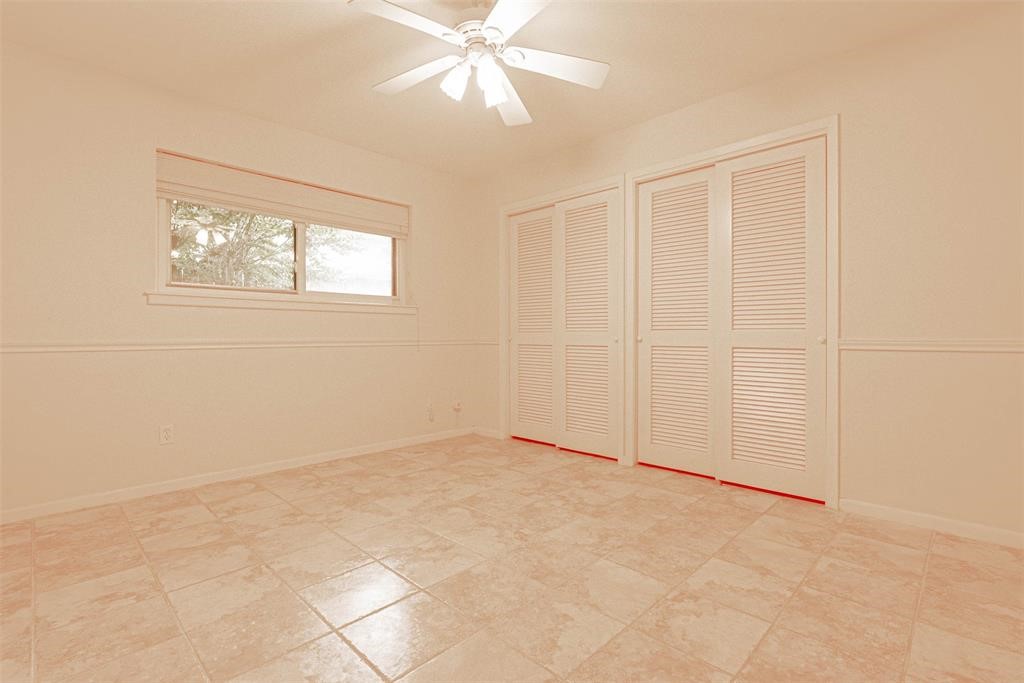 13103 Rincon Drive Houston, TX 77077 - Photo 21 of 28 Gallery Image 21