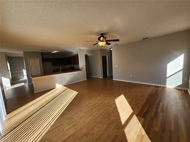 $2,100 | 518 Brighton Court, Kissimmee, FL 34758