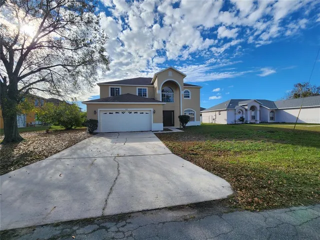 $2,100 | 518 Brighton Court, Kissimmee, FL 34758
