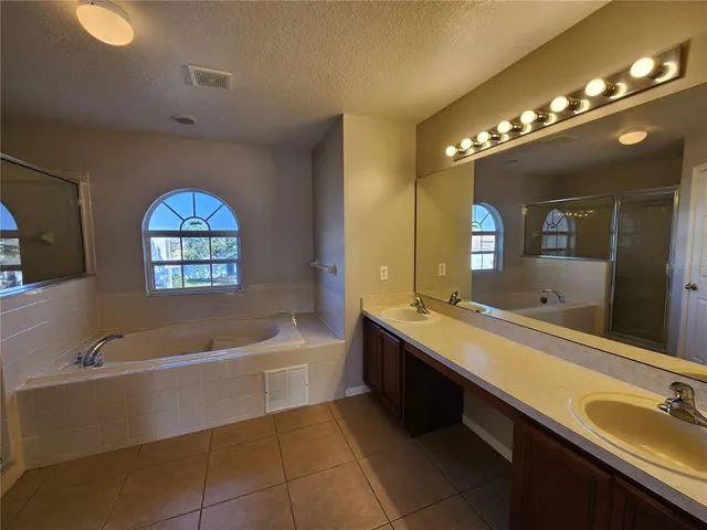 $2,100 | 518 Brighton Court, Kissimmee, FL 34758