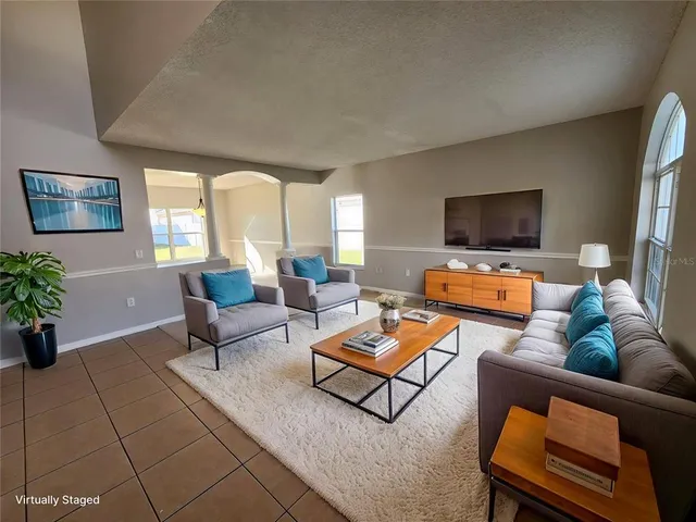 $2,100 | 518 Brighton Court, Kissimmee, FL 34758