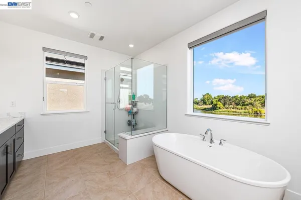 $1,324,000 | 713 River Bend Drive, Lathrop, CA 95330