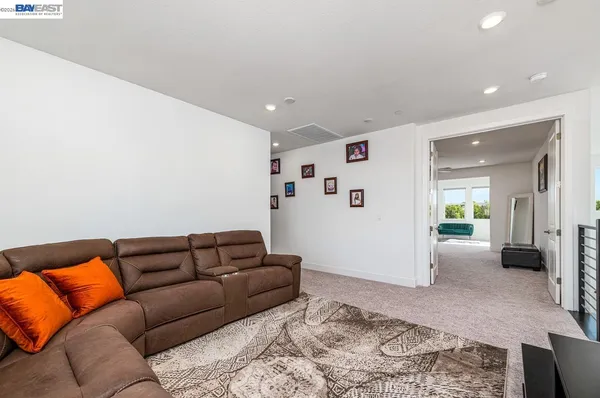 $1,324,000 | 713 River Bend Drive, Lathrop, CA 95330