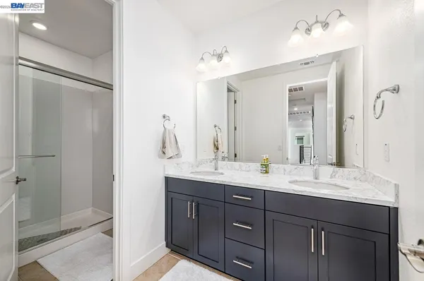 $1,324,000 | 713 River Bend Drive, Lathrop, CA 95330