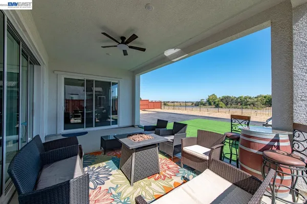 $1,324,000 | 713 River Bend Drive, Lathrop, CA 95330