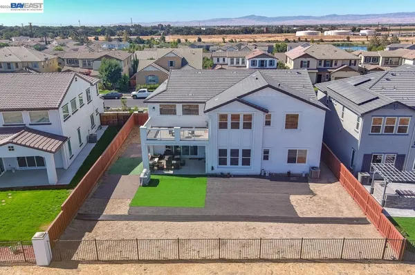 $1,324,000 | 713 River Bend Drive, Lathrop, CA 95330