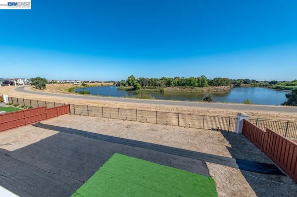 $1,324,000 | 713 River Bend Drive, Lathrop, CA 95330
