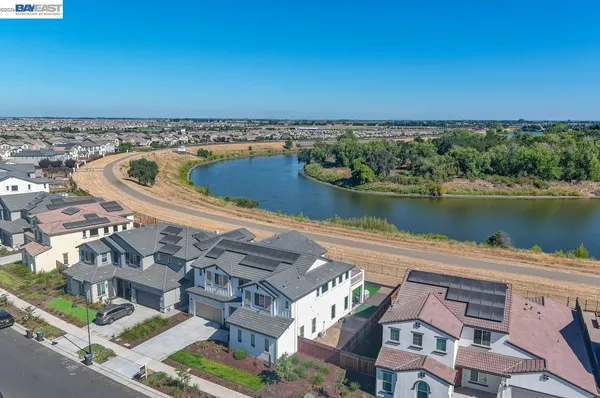 $1,324,000 | 713 River Bend Drive, Lathrop, CA 95330