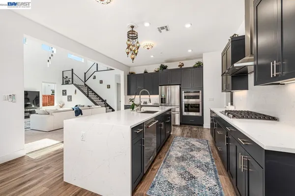 $1,324,000 | 713 River Bend Drive, Lathrop, CA 95330