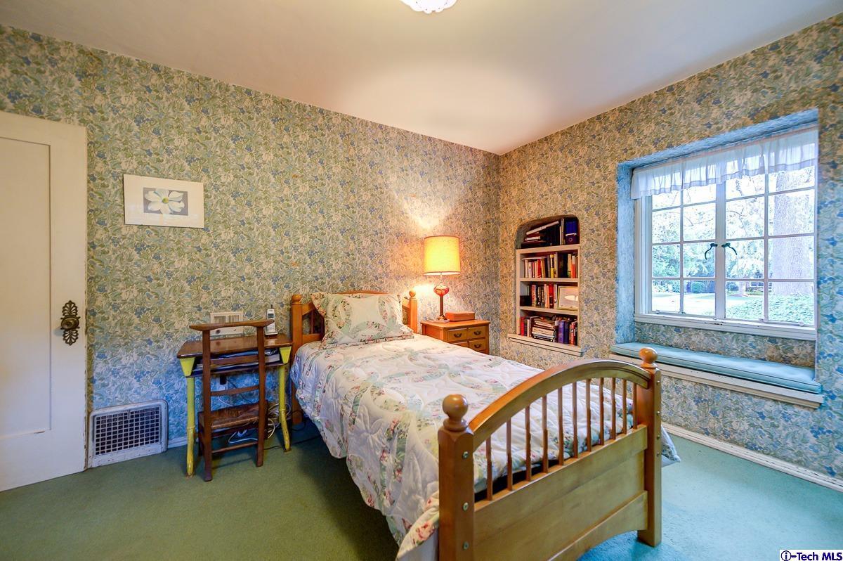 1271 Roanoke Road San Marino, CA 91108 - Photo 43 of 65 a bedroom with a bed and a window