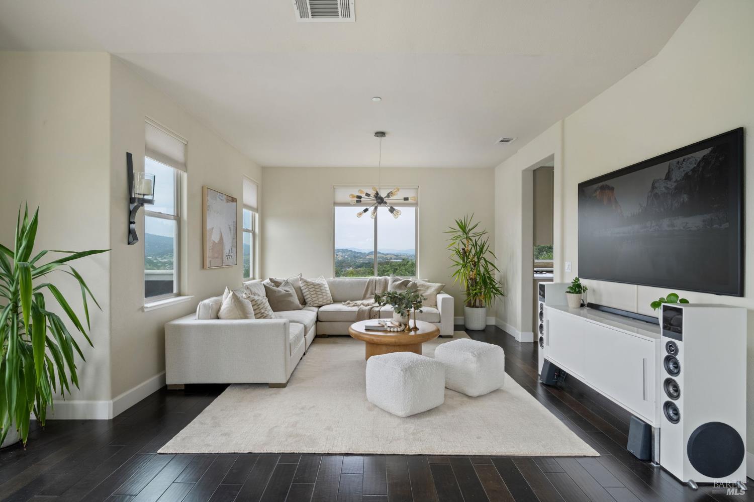 11 Edgehill Way San Rafael, CA 94903 - Photo 13 of 36