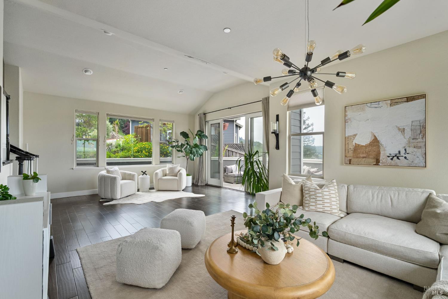 11 Edgehill Way San Rafael, CA 94903 - Photo 16 of 36