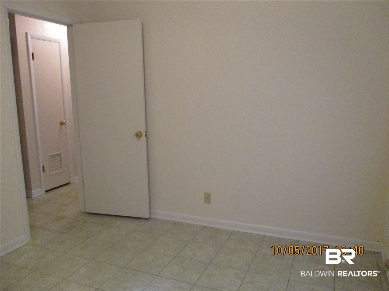 4154 Palmdale Drive Mobile, AL 36609 - Photo 5 of 16